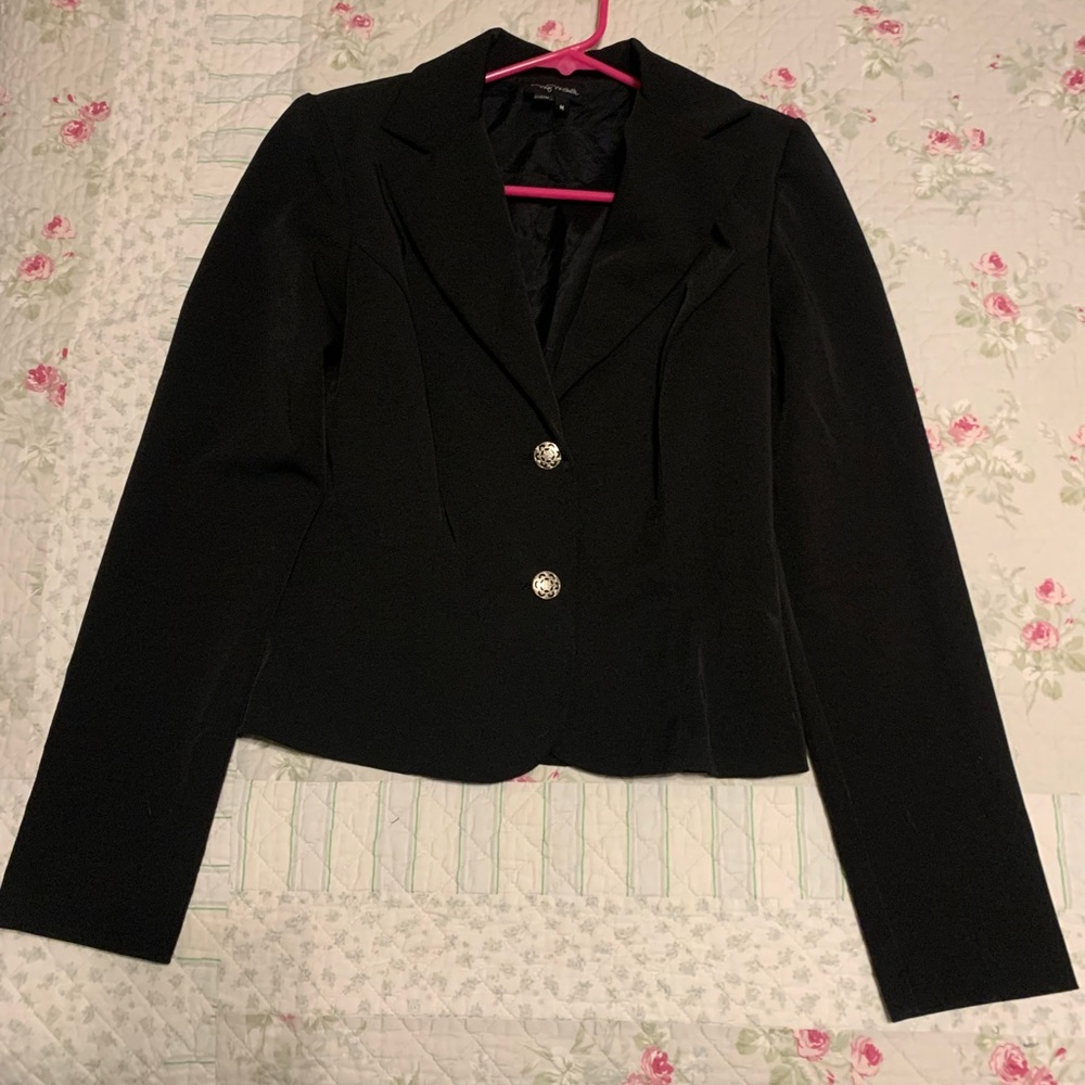 Juniors blazer.